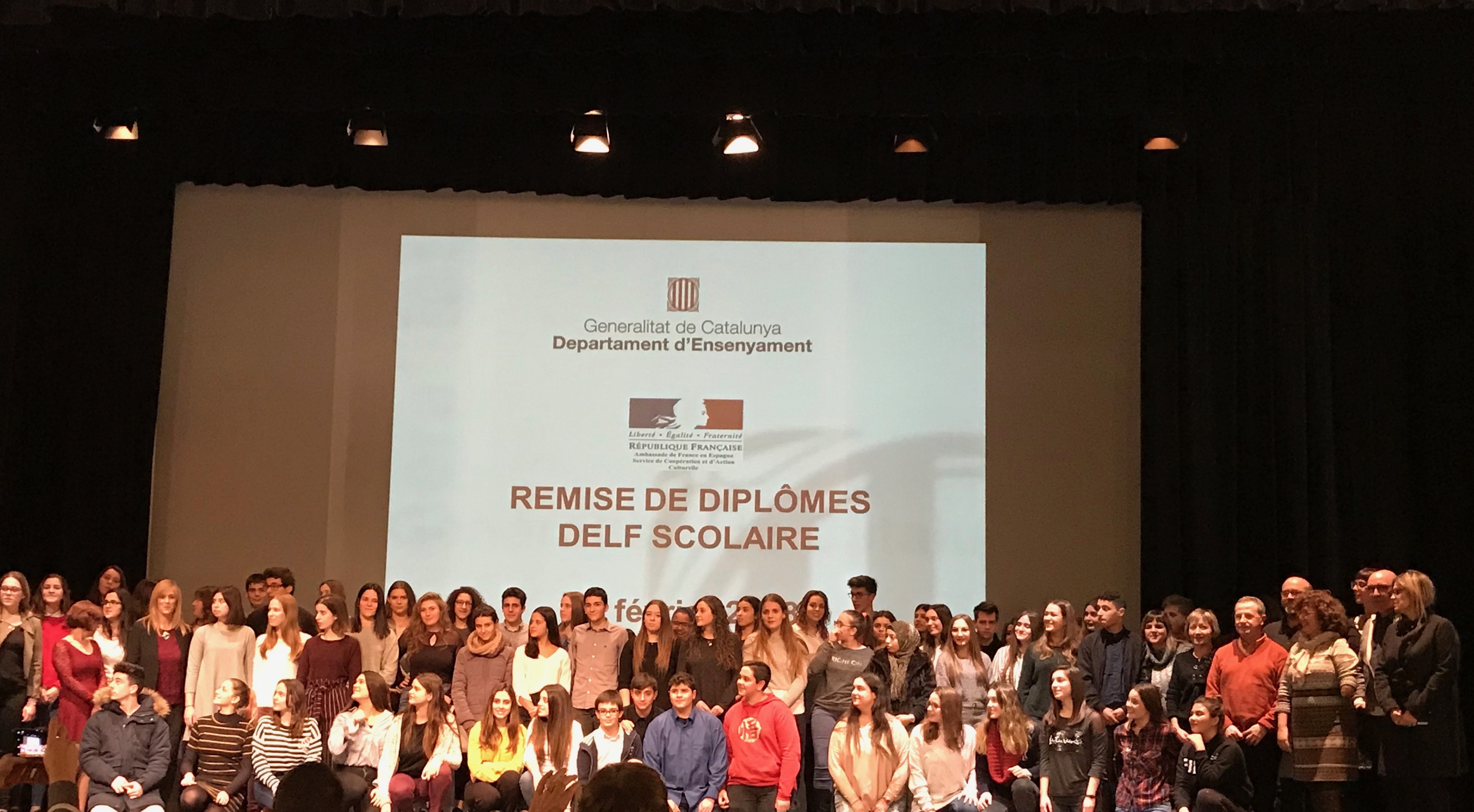 Alumnat de Francès de l’Institut Ramon Berenguer IV reconeguts en l’Acte de Lliurament des Diplôme d’Etudes en Langue Française.